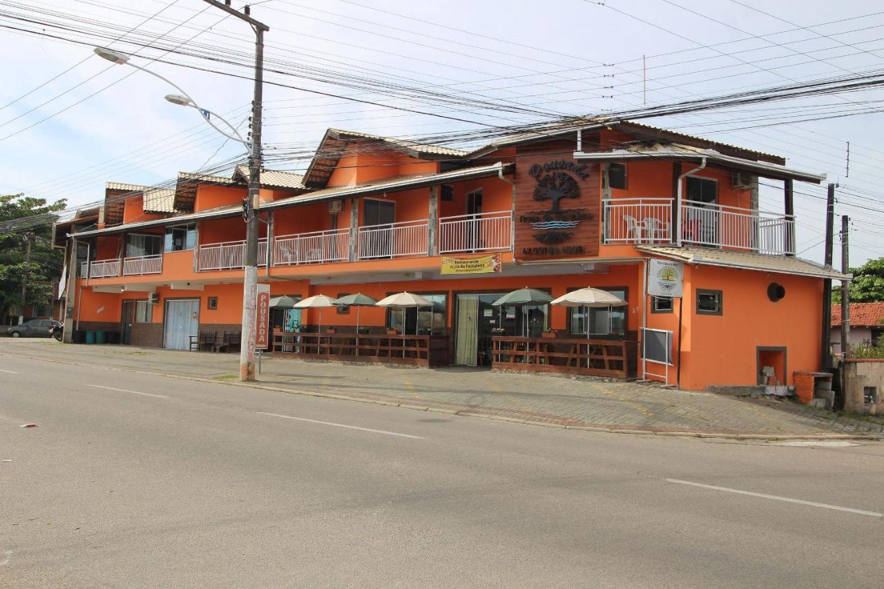 Pousada Praia Da Fortaleza 450 Metros Do Parque Beto Carrero Com Cafe Da Manha ペーニャ エクステリア 写真